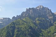 27 Zoom sulla rocciosa Cornetta